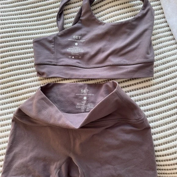 SET Active Bra and Leggings formcloud Set in smoke (Mauve Brown) - Picture 2 of 4